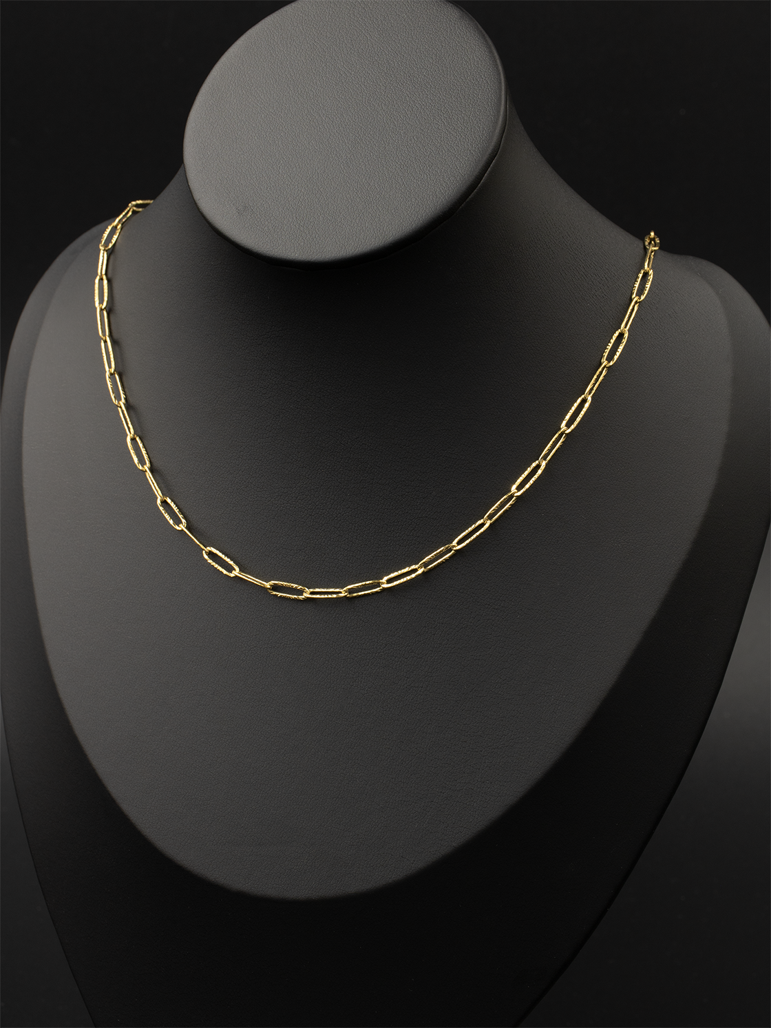 Gold Laser Cut Paperclip Chain / 06