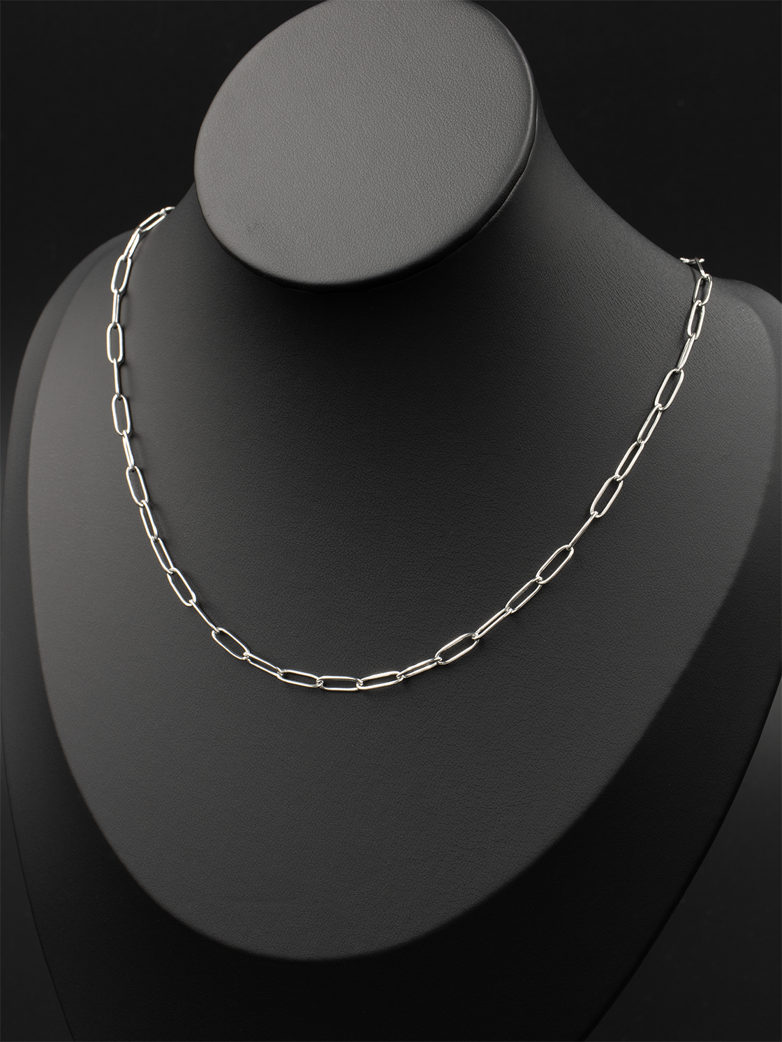 Paperclip Chain / 04