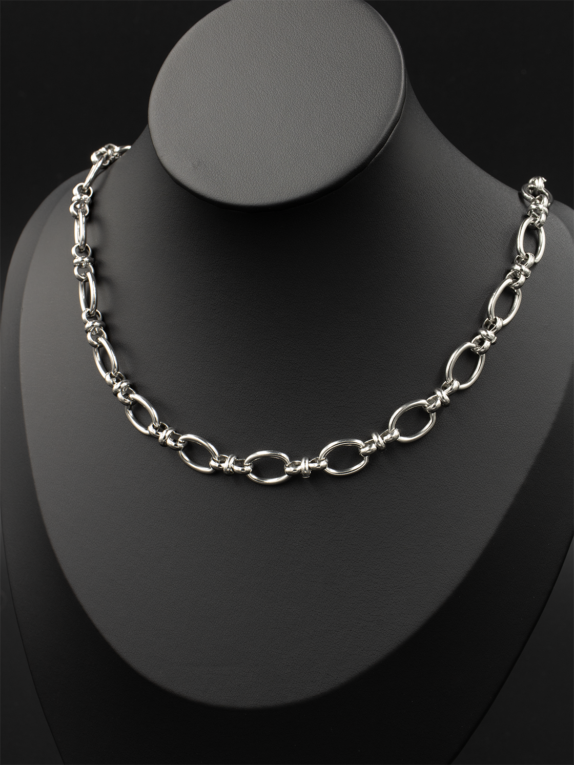 Chunky Oval Link Chain 3 / 14