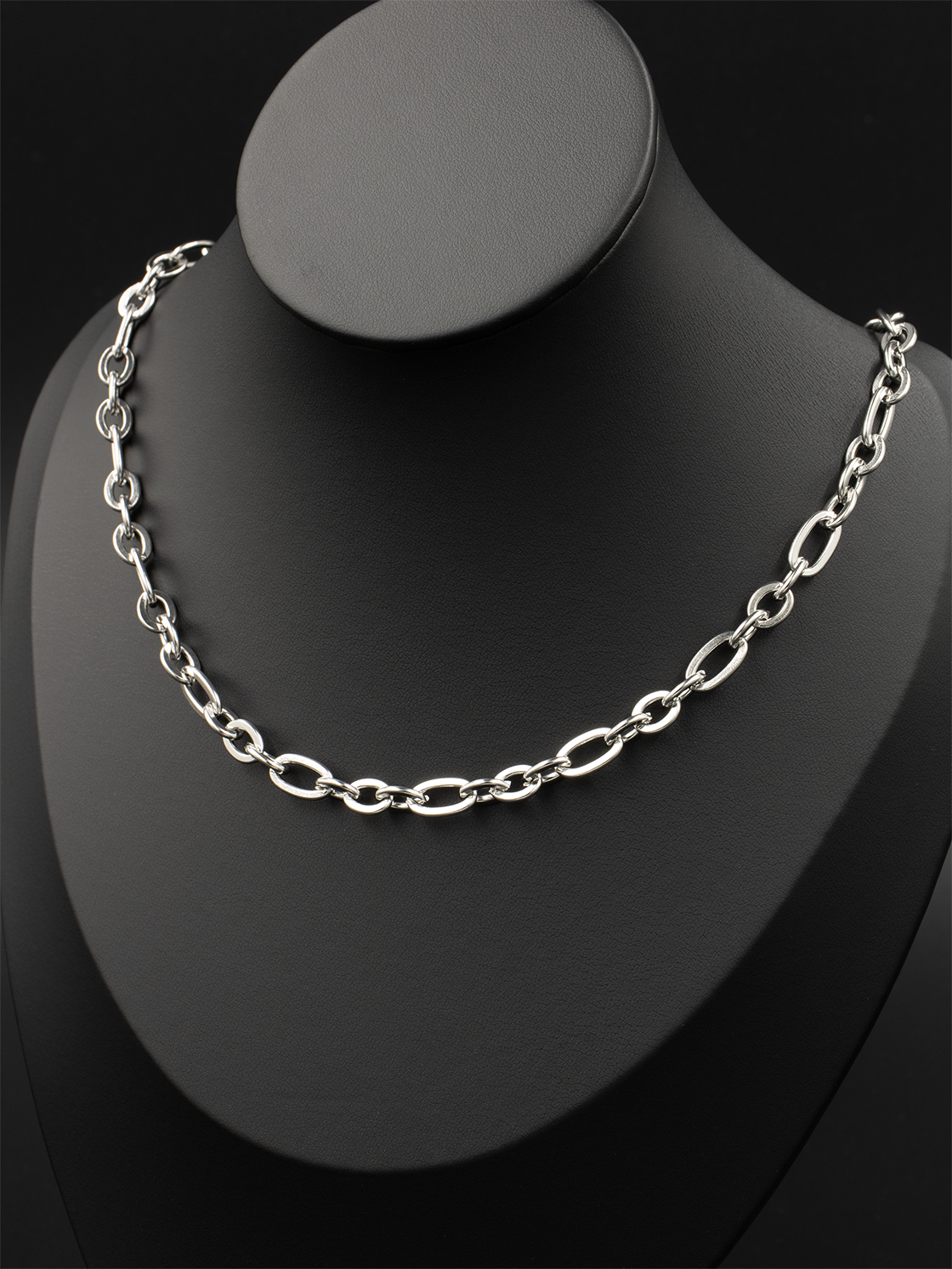 Flattened Mixed Oval Link Chain / 17