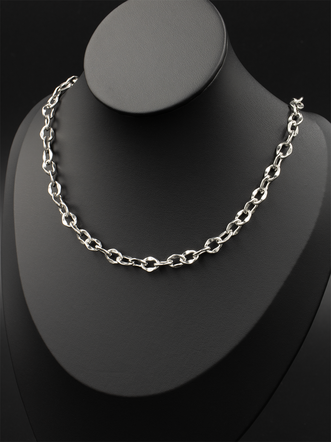 Hammered Link Chain / 18