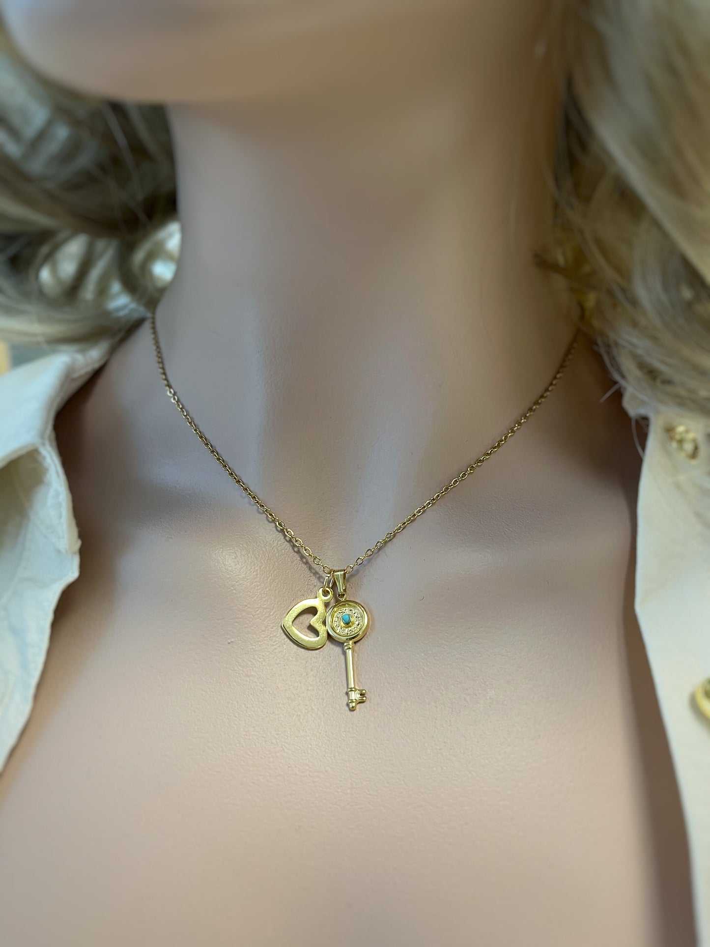 Delicate 18K Gold Chain Necklace with Key and Heart Pendant