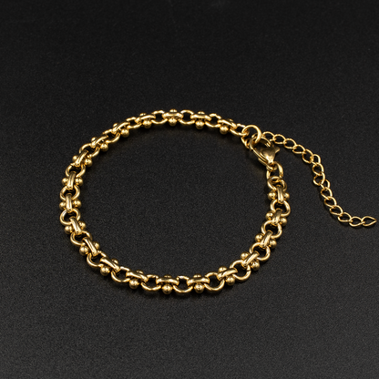 Gold Round Interlocking Links Bracelet