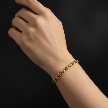 Gold Round Interlocking Links Bracelet